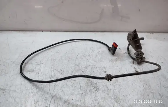 Mercedes-Benz C W204 ABS rear brake sensor A2045400317