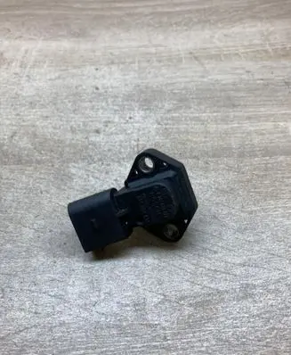 Volkswagen Golf IV Air pressure sensor 038906051 0281002177