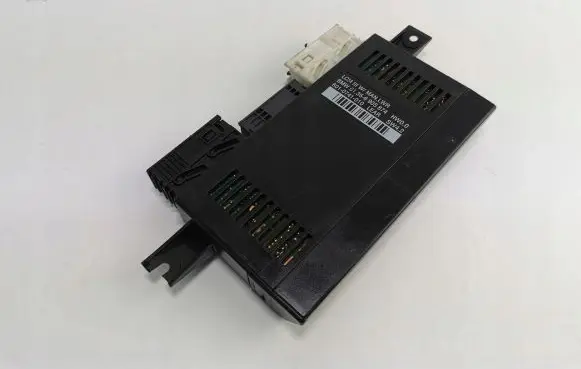 BMW X5 E53 Light module LCM 6905874