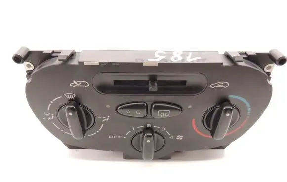 Peugeot 206 Climate control unit D185