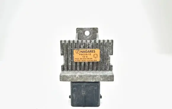 Peugeot 3008 I Glow plug pre-heat relay 9663824880 AV6112A343BA PBCV812