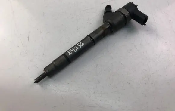 KIA Ceed Fuel injector 338002A900