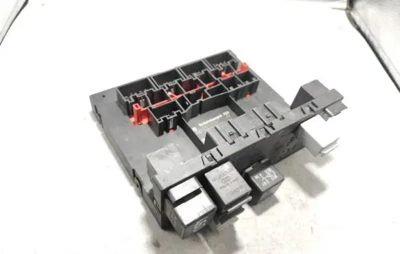 Volkswagen PASSAT B6 Comfort/convenience module 1K0937049S 00992929 F005V0049