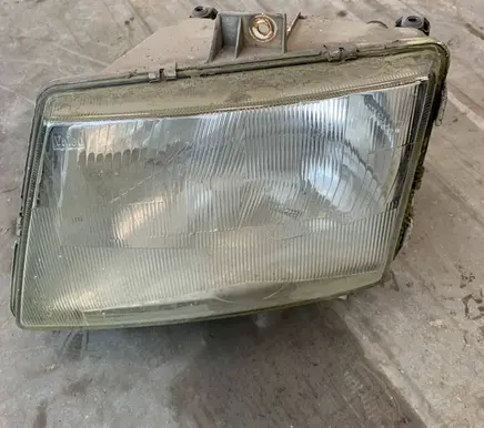 Mercedes-Benz Vito Viano W638 Headlight/headlamp