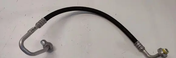 Volvo XC40 Air conditioning (A/C) pipe/hose 31694880
