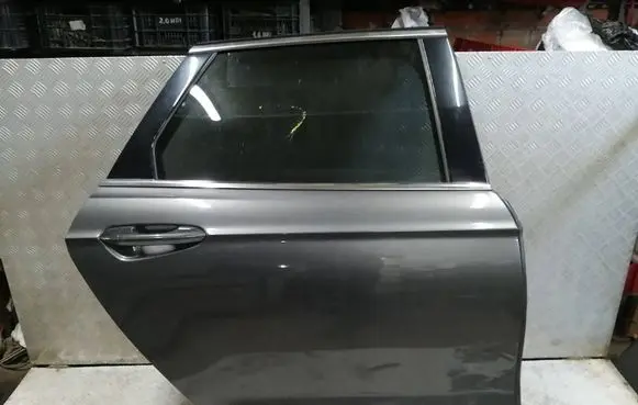 Ford Mondeo MK V Rear door 