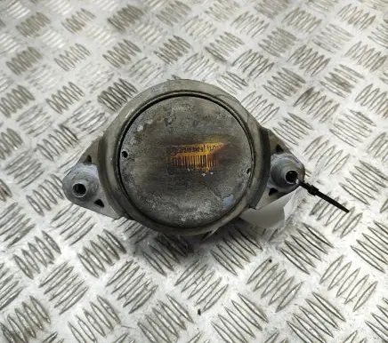Mercedes-Benz C W204 Engine mount bracket A2122404117