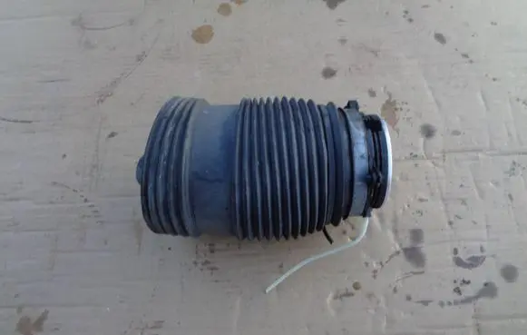 Mercedes-Benz CLS W257 Shock absorber/damper/air suspension 2133200125