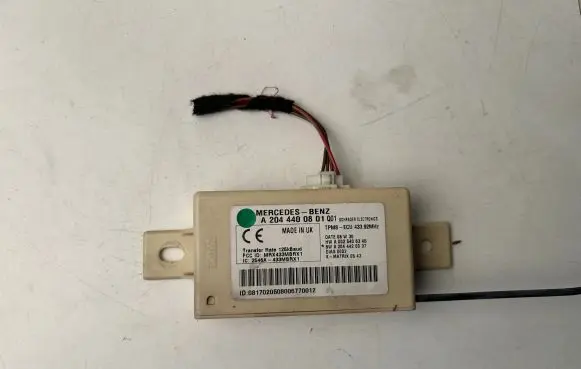 Mercedes-Benz C AMG W204 Tire pressure sensor A2044400801