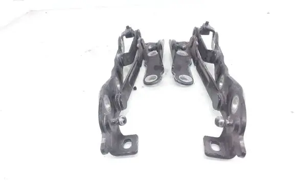 Volvo S60 Tailgate/trunk/boot hinge