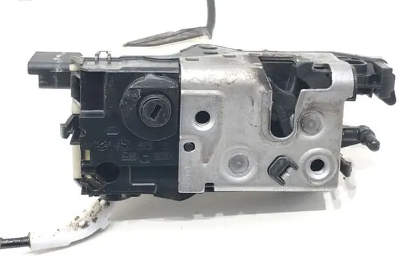 Peugeot 2008 I Front door lock 9812500780