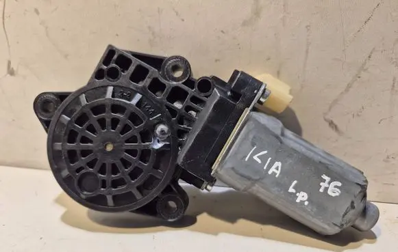 KIA Sportage Front door window regulator motor
