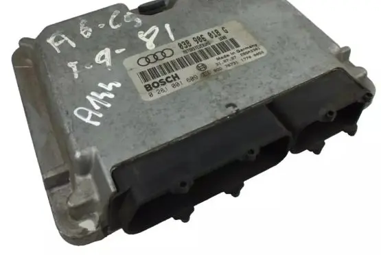 Volkswagen PASSAT B5 Engine control unit/module 038906018G 28SA3301 0281001609