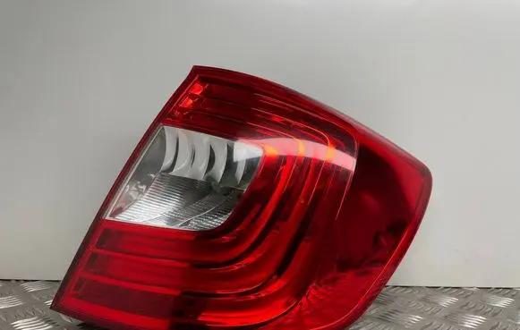 Skoda Superb B6 (3T) Rear/tail lights 3T9945096B