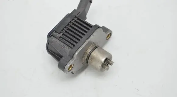 Audi A3 S3 8V Ignition amplifier control unit 04E906048A 2109160205212 10409903