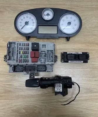 Lancia Ypsilon Fuel injection control unit/module IAW5AFN8