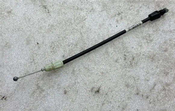 Tesla Model Y Engine bonnet/hood lock release cable 3061047