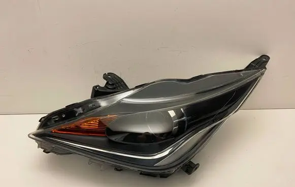 Toyota Aygo AB40 Headlight/headlamp 811700H131