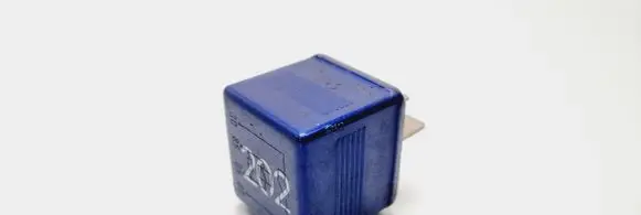 Audi A6 S6 C5 4B Other relay 8A0951253