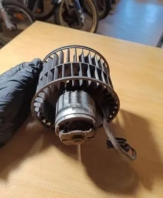 Renault Espace III Heater fan/blower 0130063507