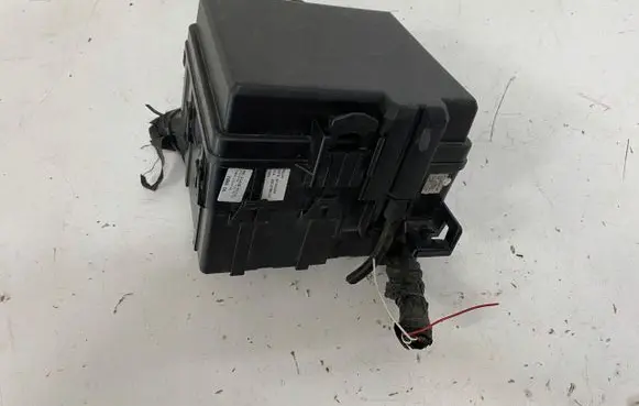 KIA Sportage Relay mounting block 91405-F1110