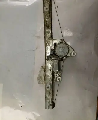 Suzuki Grand Vitara II Front door window regulator with motor 8343065J00 2621003520
