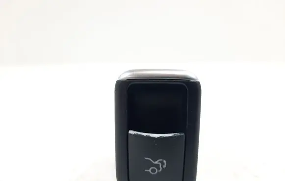 Mercedes-Benz E W212 Tailgate opening switch A2129059300 10075083 10023294
