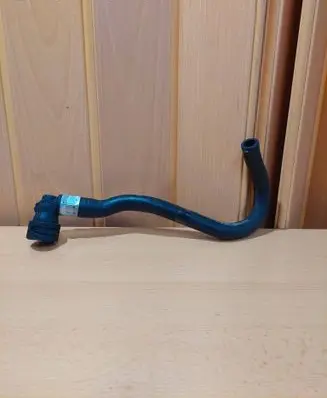 Volvo XC90 Engine coolant pipe/hose 30666112