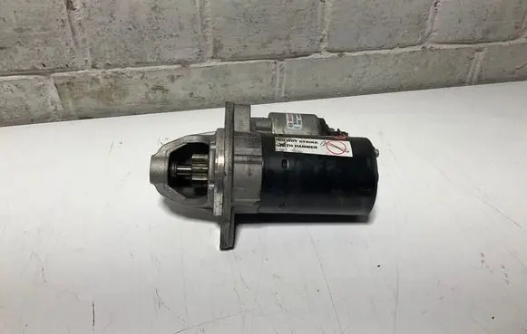 BMW 5 E60 E61 Starter motor SR0492X 92941928
