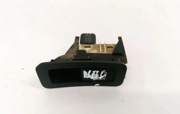 Mitsubishi Outlander Seat control switch 8610A048