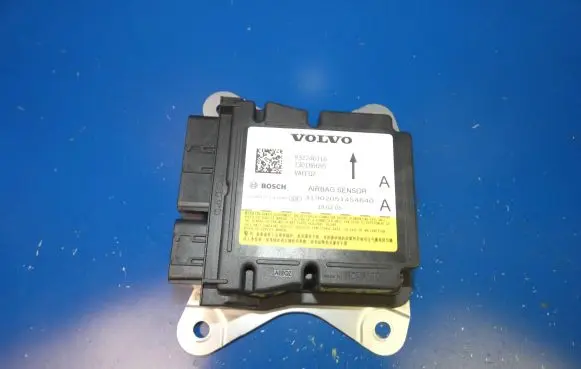 Volvo XC40 Airbag control unit/module 32246116 T30186695 0285014640