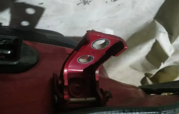 Citroen DS4 Rear door lower hinge