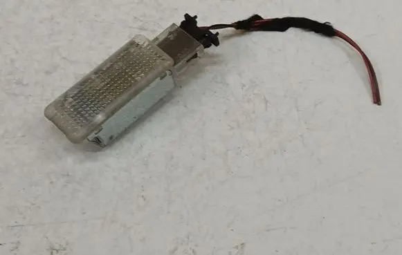Volkswagen Sharan Other interior light 6L0947565