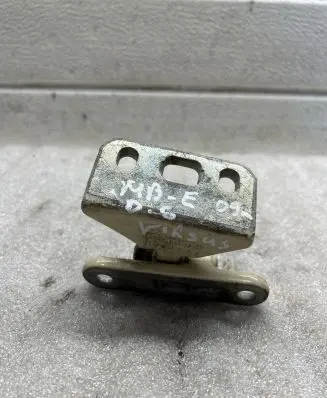 Mercedes-Benz E W211 Rear door upper hinge