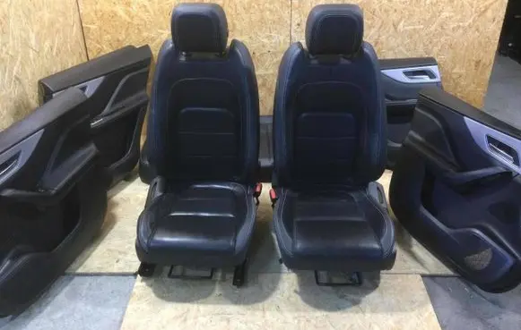 Jaguar F-Pace Seat set T4A12704QKW