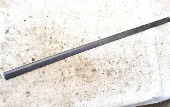 Skoda Octavia Mk1 (1U) Front door trim (molding) 1u4853515c