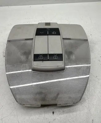 Mercedes-Benz B W245 Front seat light A1698208401