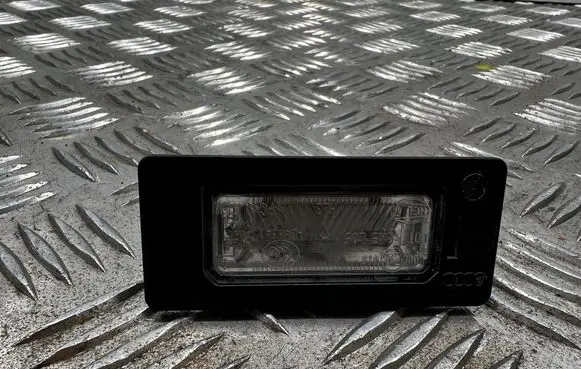 Skoda Superb B6 (3T) Number plate light 8T0943021