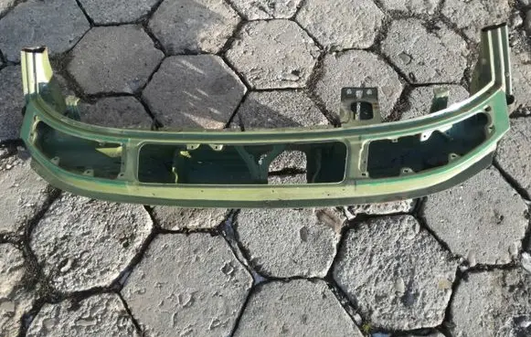 Mercedes-Benz E W123 Wiper trim 1236270003