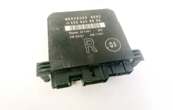 Mercedes-Benz C W203 Door control unit/module 2038206626 351391