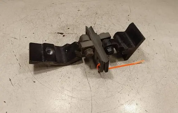 Rear door hinge set