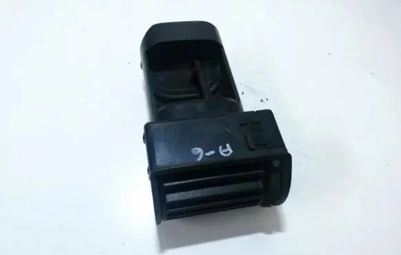 Audi A6 S6 C4 4A Dash center air vent grill 4a1820901
