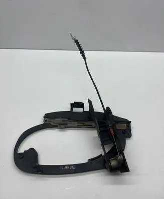 BMW 7 E65 E66 Rear door exterior handle/bracket 7013704