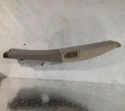 Volvo XC70 (B) pillar trim (top) 9158449