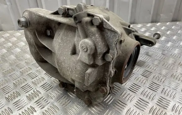 BMW X5 E70 Rear differential 7590913 9012021001300003