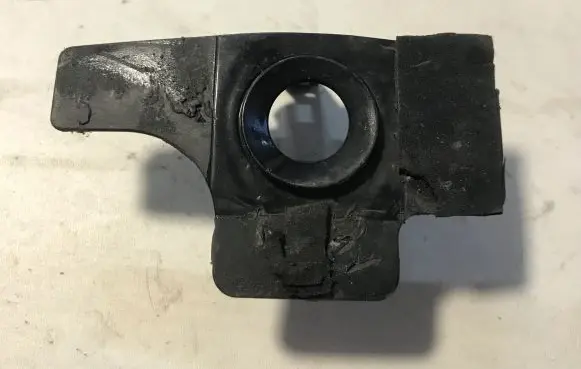 Opel Zafira B Front parking sensor holder (PDC) 09268786