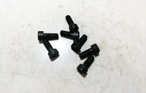 Ford Kuga I Nuts/bolts 
