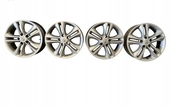 Nissan Qashqai R17 alloy rim 