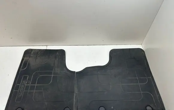 Renault Trafic III (X82) Car floor mat set 95599414
