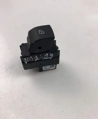 Volvo XC40 Electric window control switch 31456060